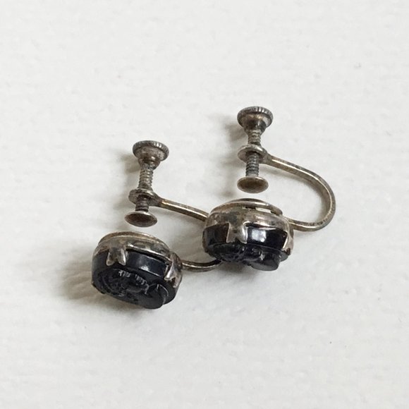 Vintage Sterling Silver Prong Set Jet Black Cameo Portrait Screw Back Earrings - Picture 2 of 5